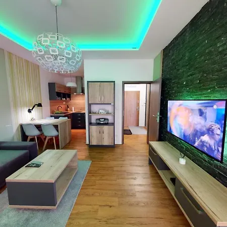 Oliver, Primo, Stary Smokovec アパート